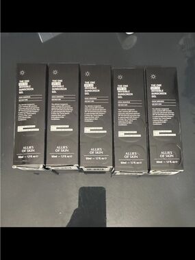 Allies of Skin The One Chemical Sunscreen Broad Spectrum SPF 50 Gel Face Lot 5